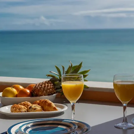 Le Bristol, Vue Panoramique, Terrasse, Parking