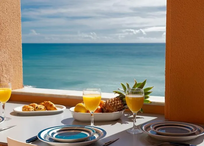 Le Bristol, Vue Panoramique, Terrasse, Parking Menton