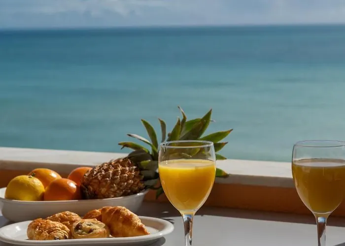 Le Bristol, Vue Panoramique, Terrasse, Parking